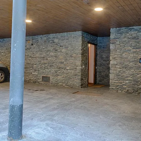 Casa Pincela Benos